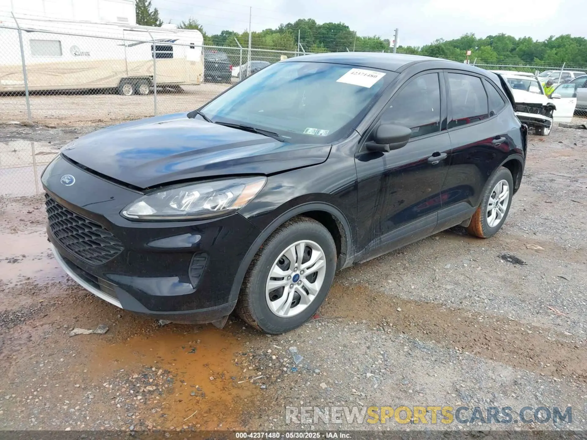 2 Photograph of a damaged car 1FMCU0F65LUA21111 FORD ESCAPE 2020
