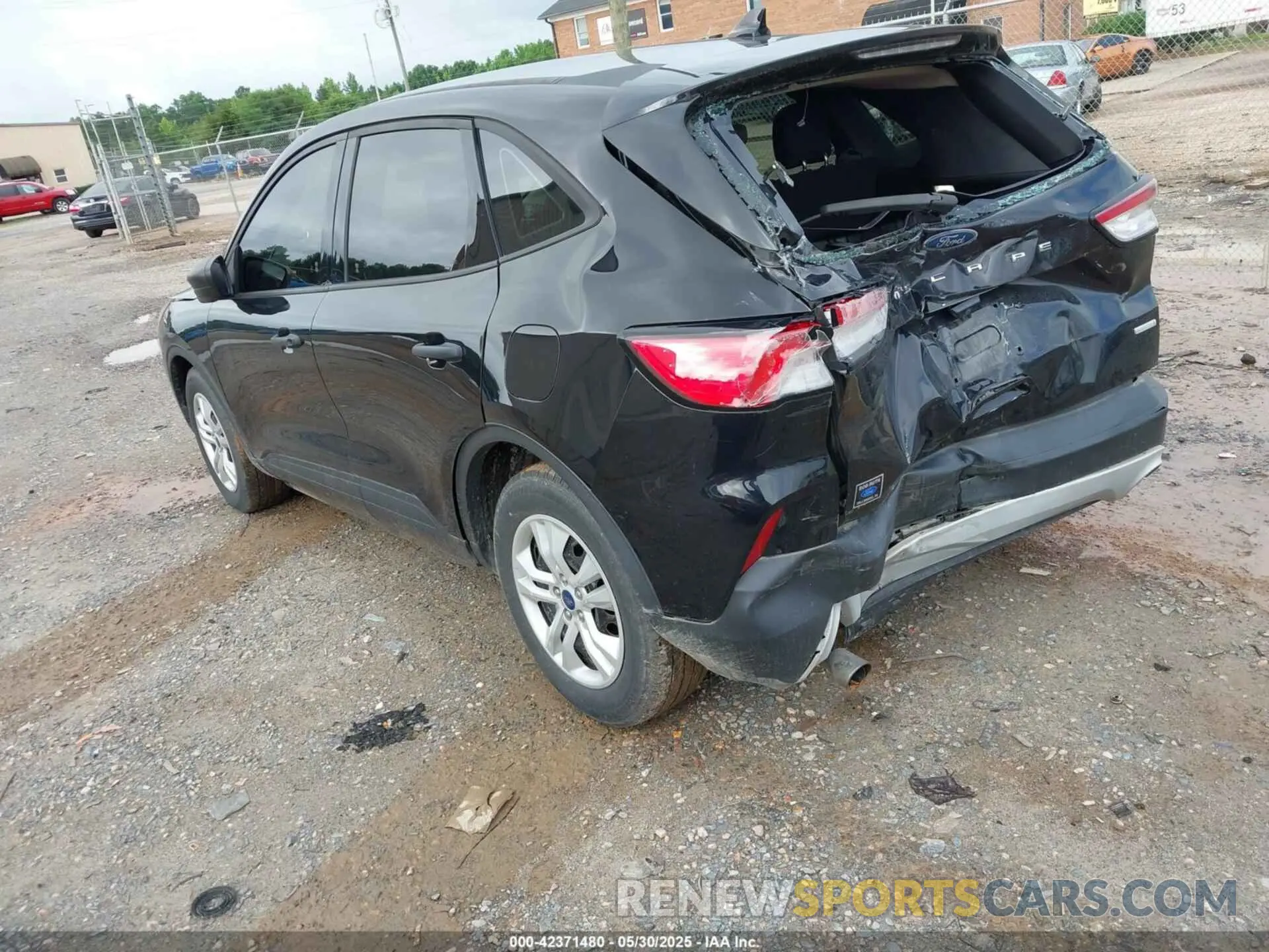 3 Photograph of a damaged car 1FMCU0F65LUA21111 FORD ESCAPE 2020