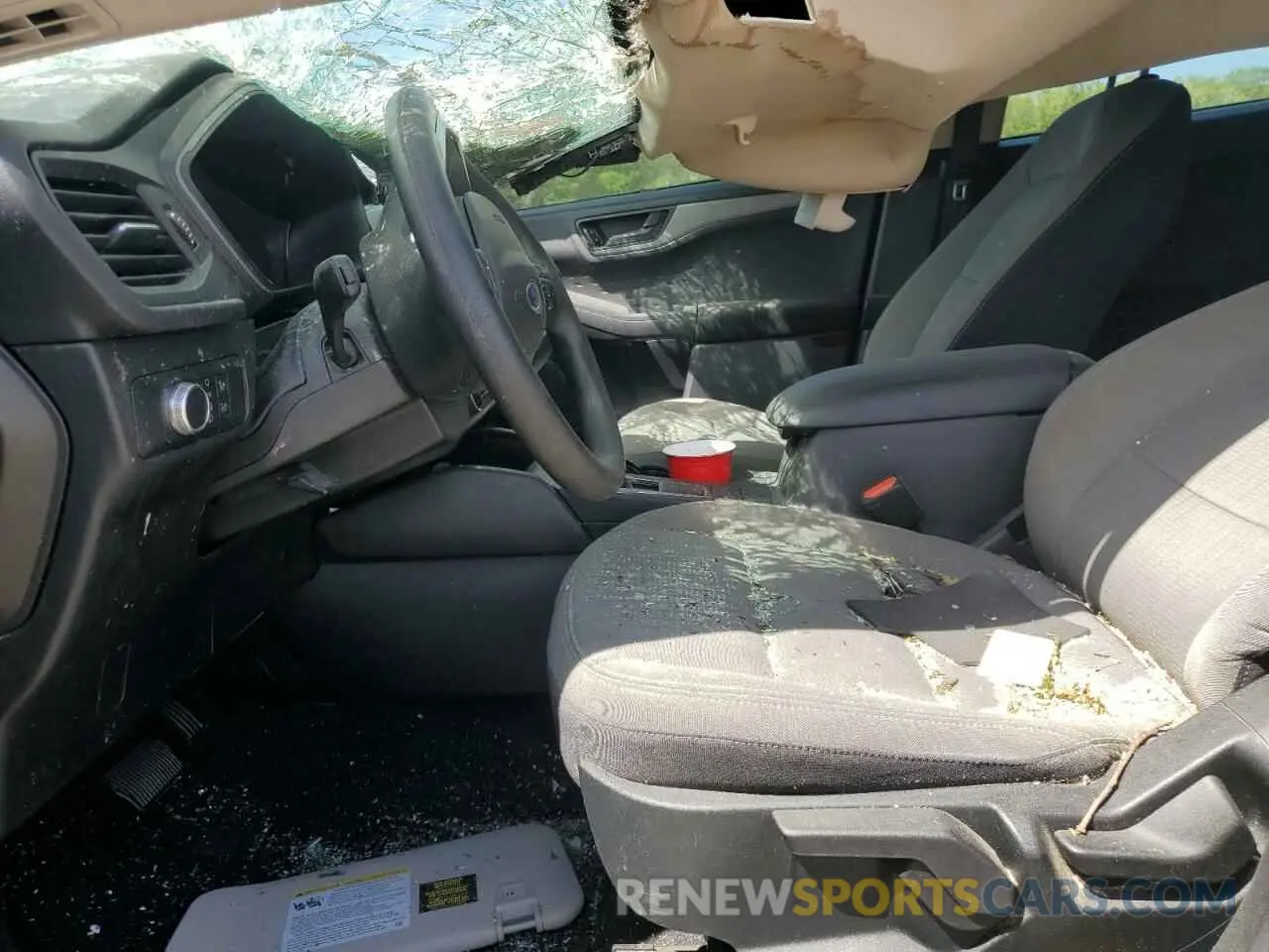 7 Photograph of a damaged car 1FMCU0F65LUB96975 FORD ESCAPE 2020