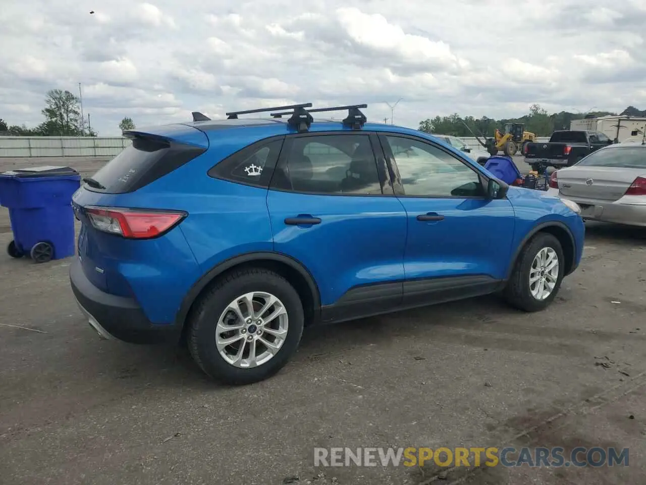 3 Photograph of a damaged car 1FMCU0F65LUC34141 FORD ESCAPE 2020