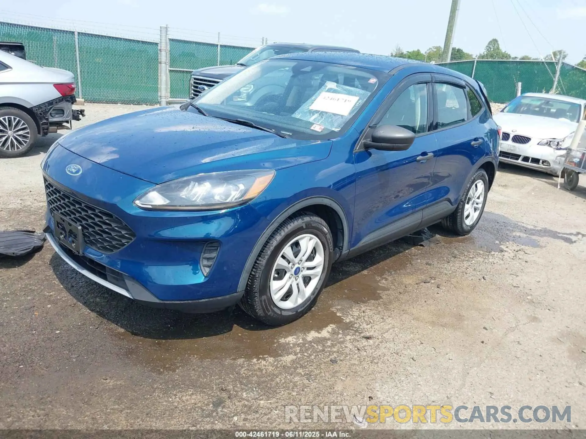 2 Photograph of a damaged car 1FMCU0F65LUC54521 FORD ESCAPE 2020