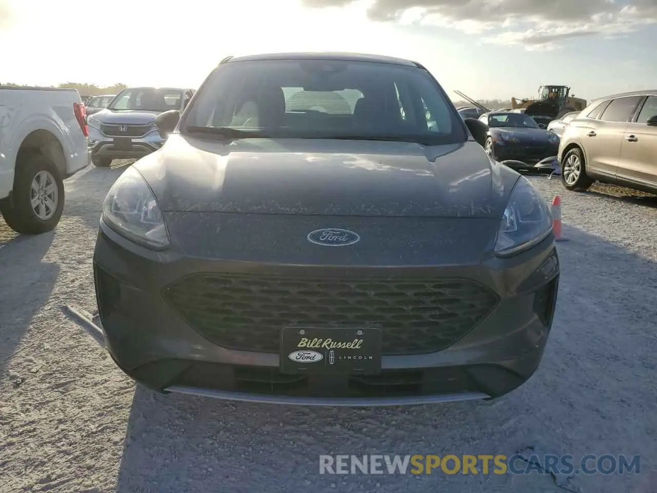 5 Photograph of a damaged car 1FMCU0F65LUC54891 FORD ESCAPE 2020