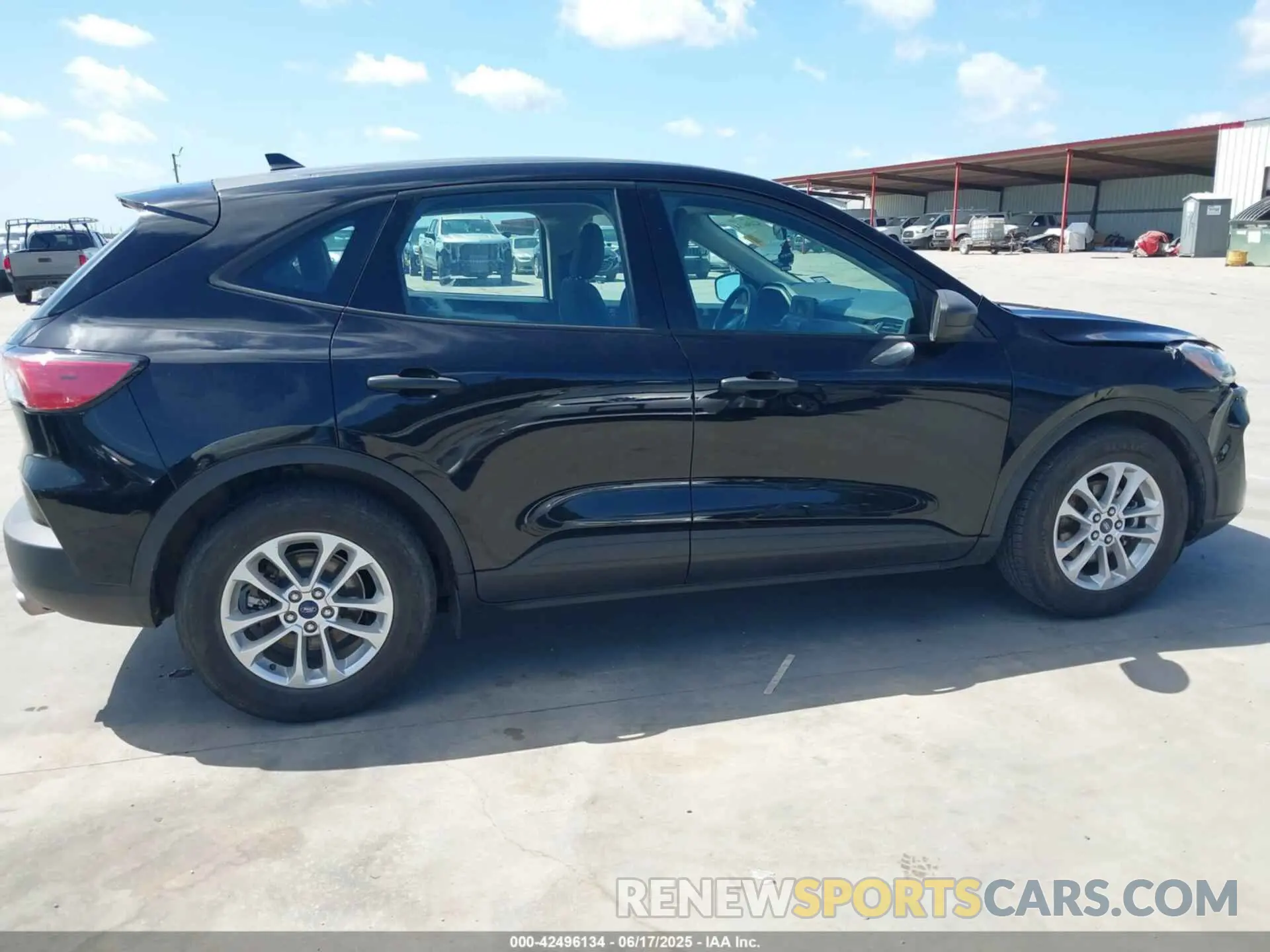 14 Photograph of a damaged car 1FMCU0F67LUA41019 FORD ESCAPE 2020