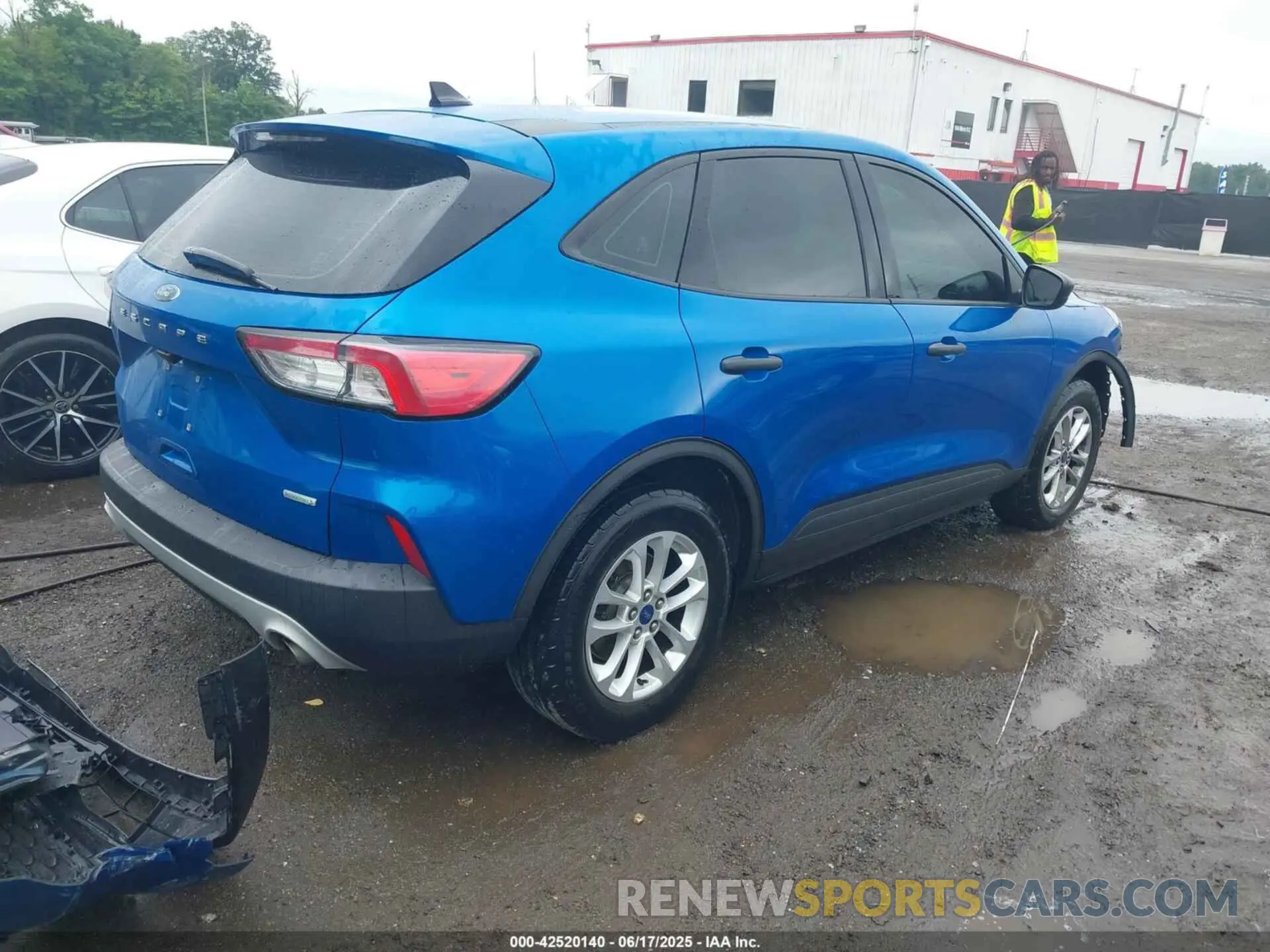 4 Photograph of a damaged car 1FMCU0F67LUA48486 FORD ESCAPE 2020