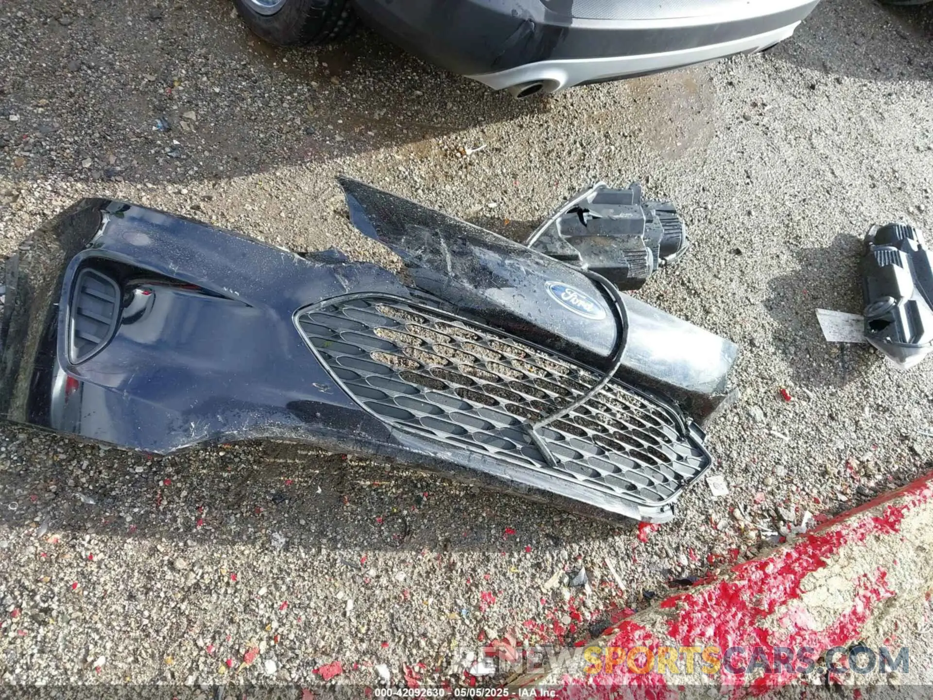 12 Photograph of a damaged car 1FMCU0F67LUA83447 FORD ESCAPE 2020