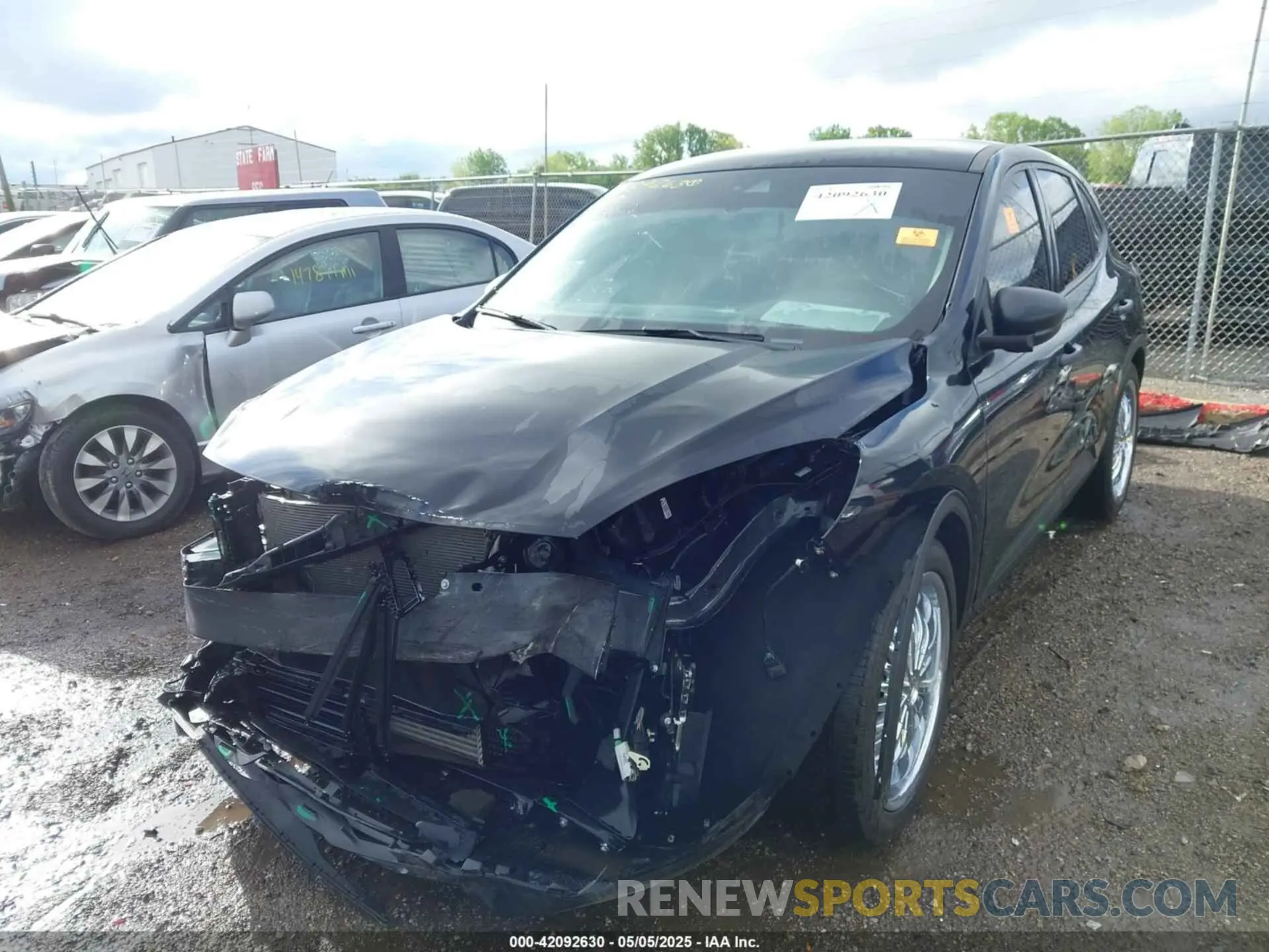 6 Photograph of a damaged car 1FMCU0F67LUA83447 FORD ESCAPE 2020