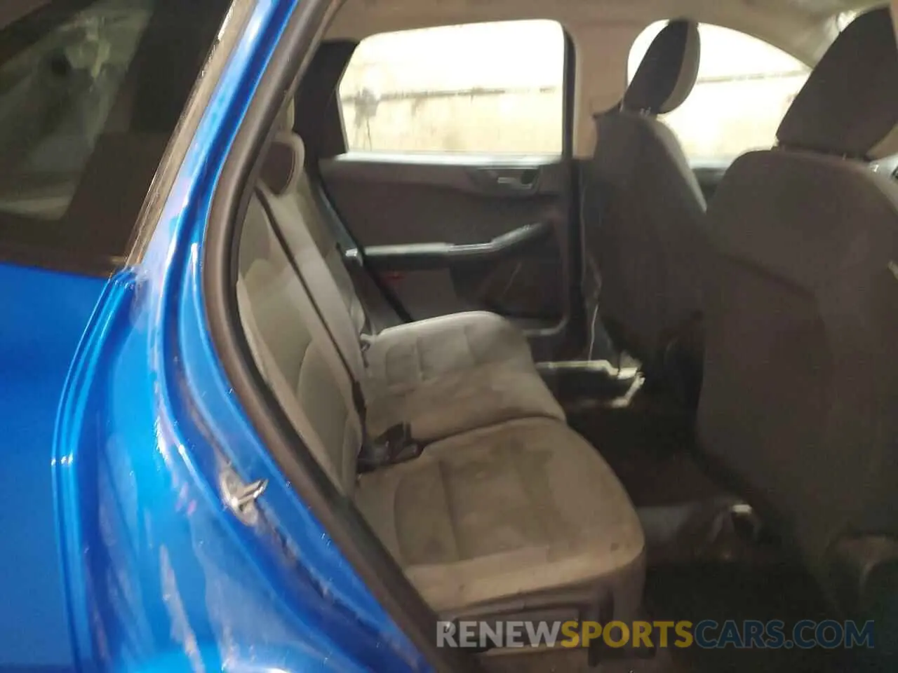 11 Photograph of a damaged car 1FMCU0F67LUC07622 FORD ESCAPE 2020