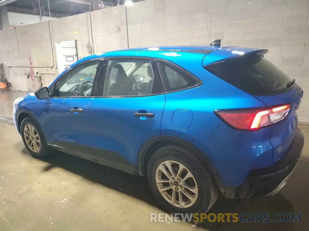 2 Photograph of a damaged car 1FMCU0F67LUC07622 FORD ESCAPE 2020