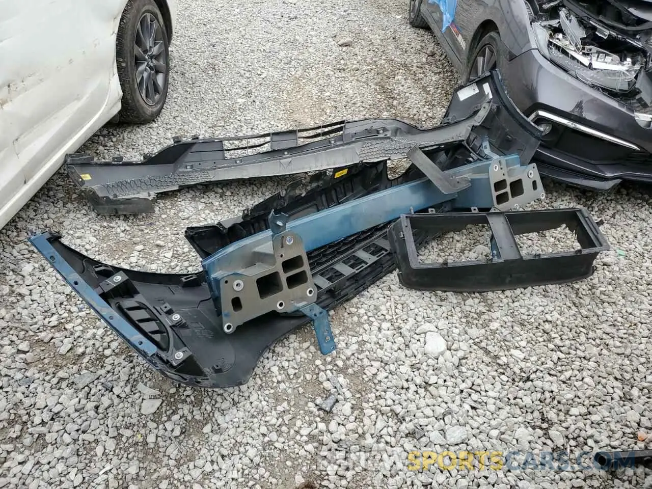 13 Photograph of a damaged car 1FMCU0F68LUA72764 FORD ESCAPE 2020