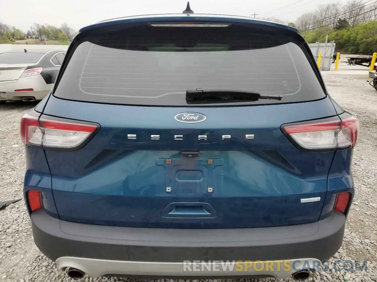 6 Photograph of a damaged car 1FMCU0F68LUA72764 FORD ESCAPE 2020
