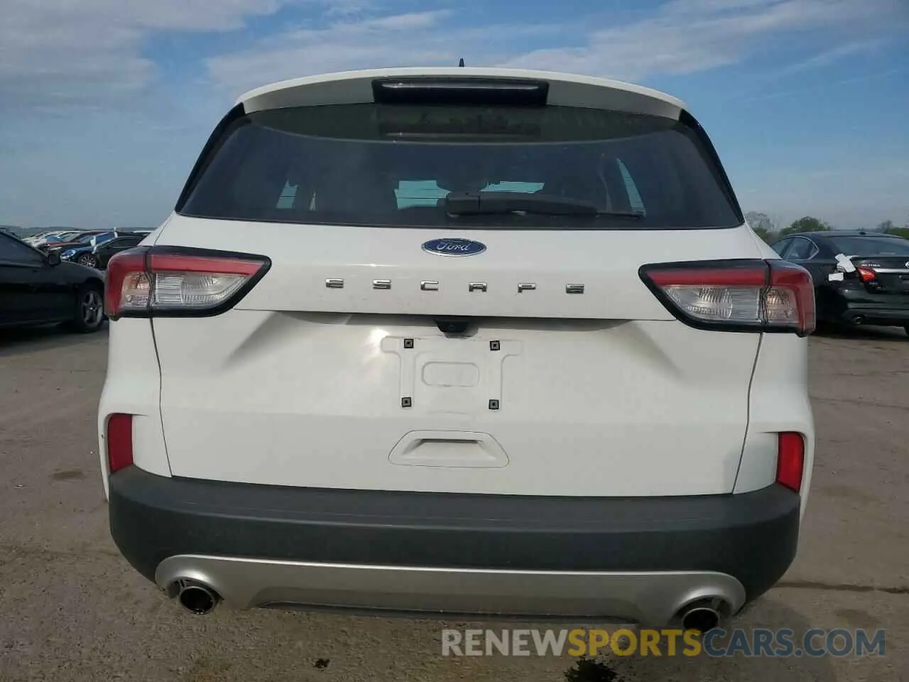 6 Photograph of a damaged car 1FMCU0F68LUC62953 FORD ESCAPE 2020