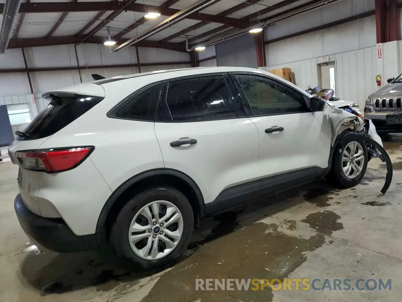3 Photograph of a damaged car 1FMCU0F69LUA06045 FORD ESCAPE 2020