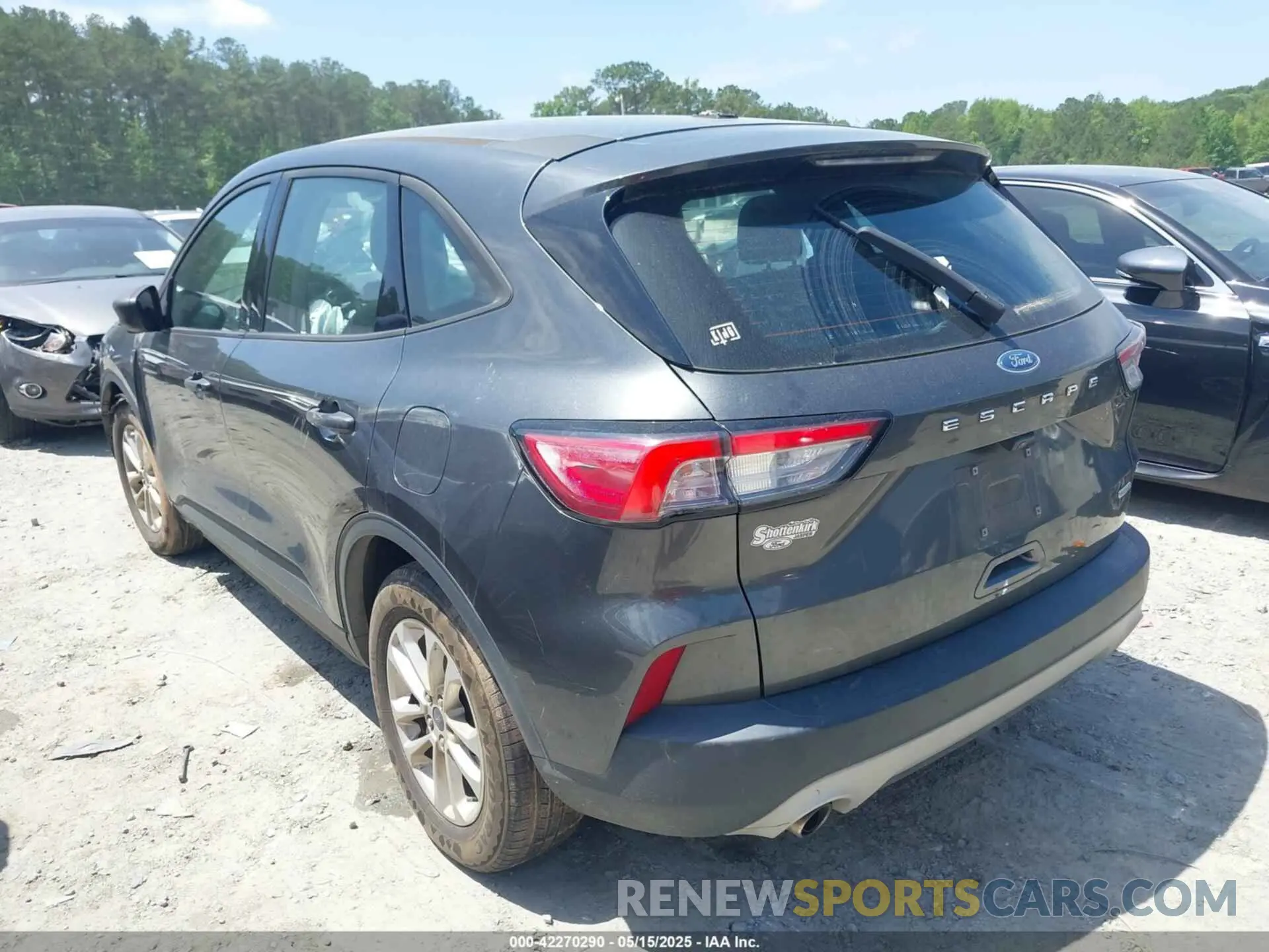 3 Photograph of a damaged car 1FMCU0F69LUA67346 FORD ESCAPE 2020