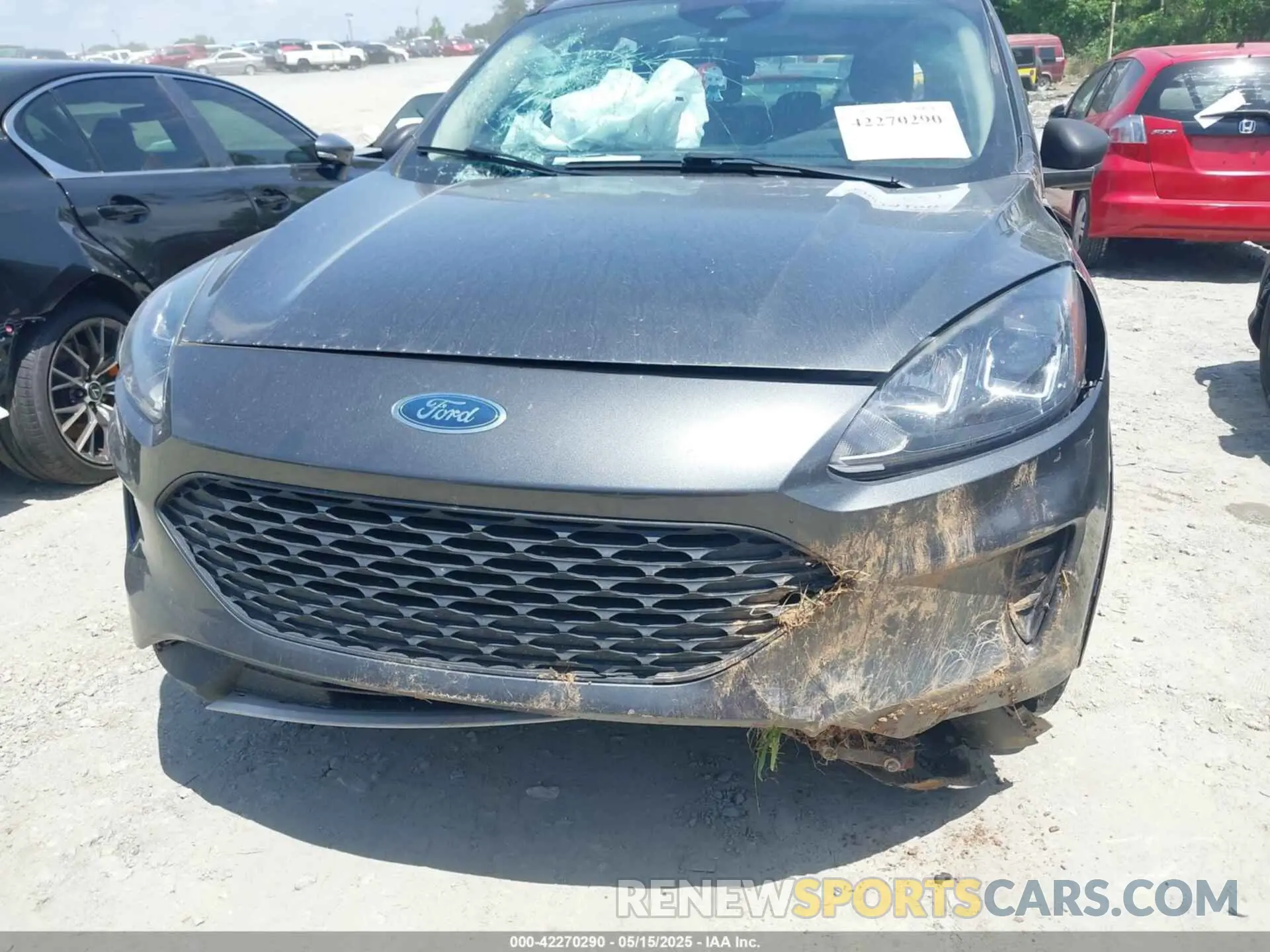 6 Photograph of a damaged car 1FMCU0F69LUA67346 FORD ESCAPE 2020