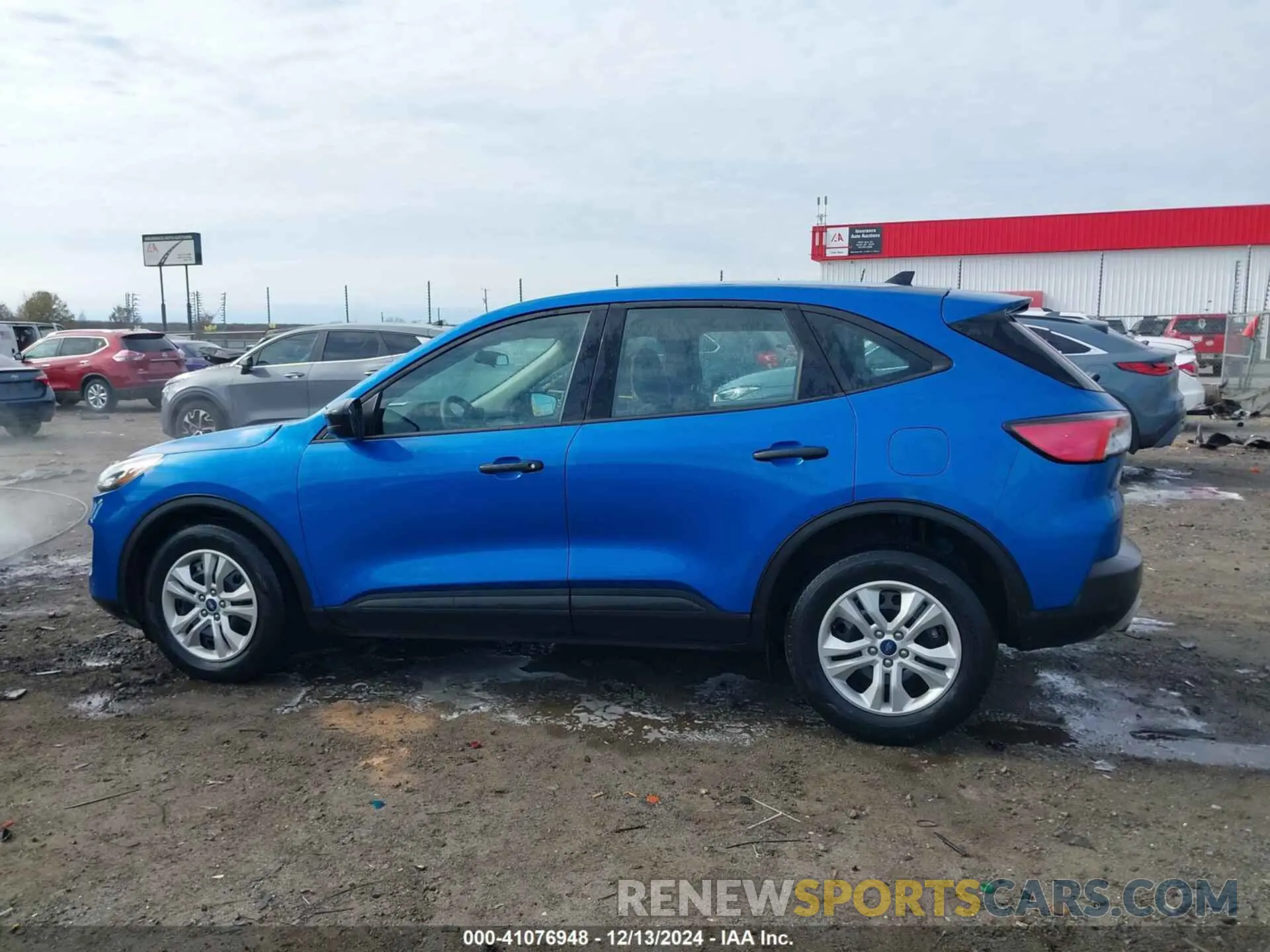 14 Photograph of a damaged car 1FMCU0F6XLUA23677 FORD ESCAPE 2020