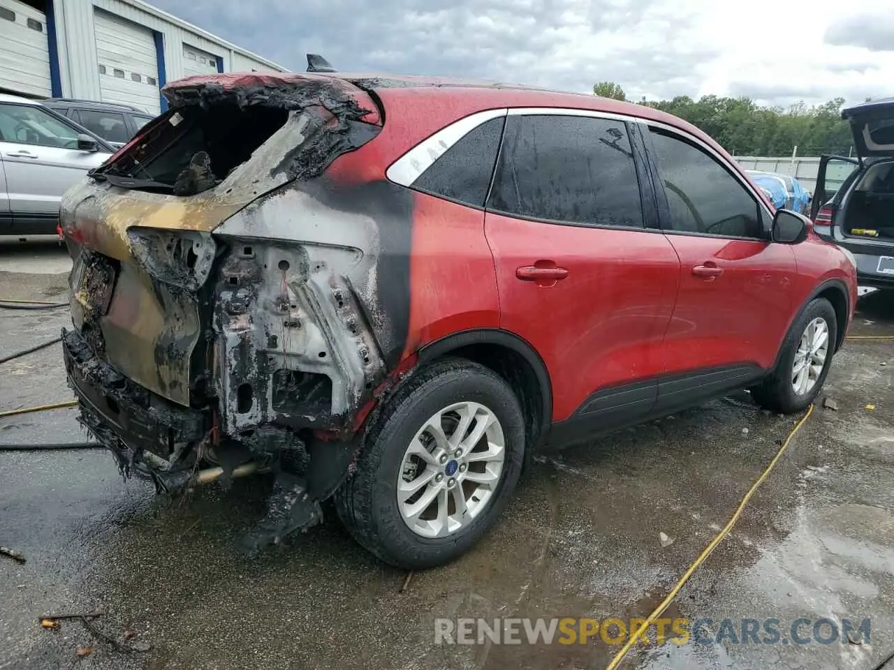 3 Photograph of a damaged car 1FMCU0G60LUA67508 FORD ESCAPE 2020