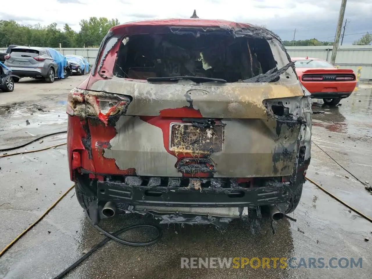 6 Photograph of a damaged car 1FMCU0G60LUA67508 FORD ESCAPE 2020