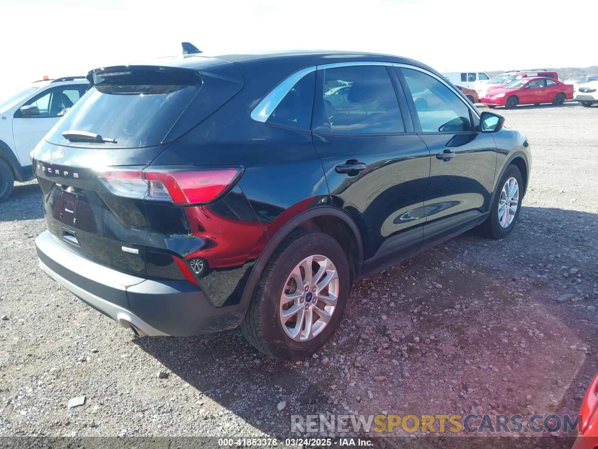 4 Photograph of a damaged car 1FMCU0G60LUB23558 FORD ESCAPE 2020