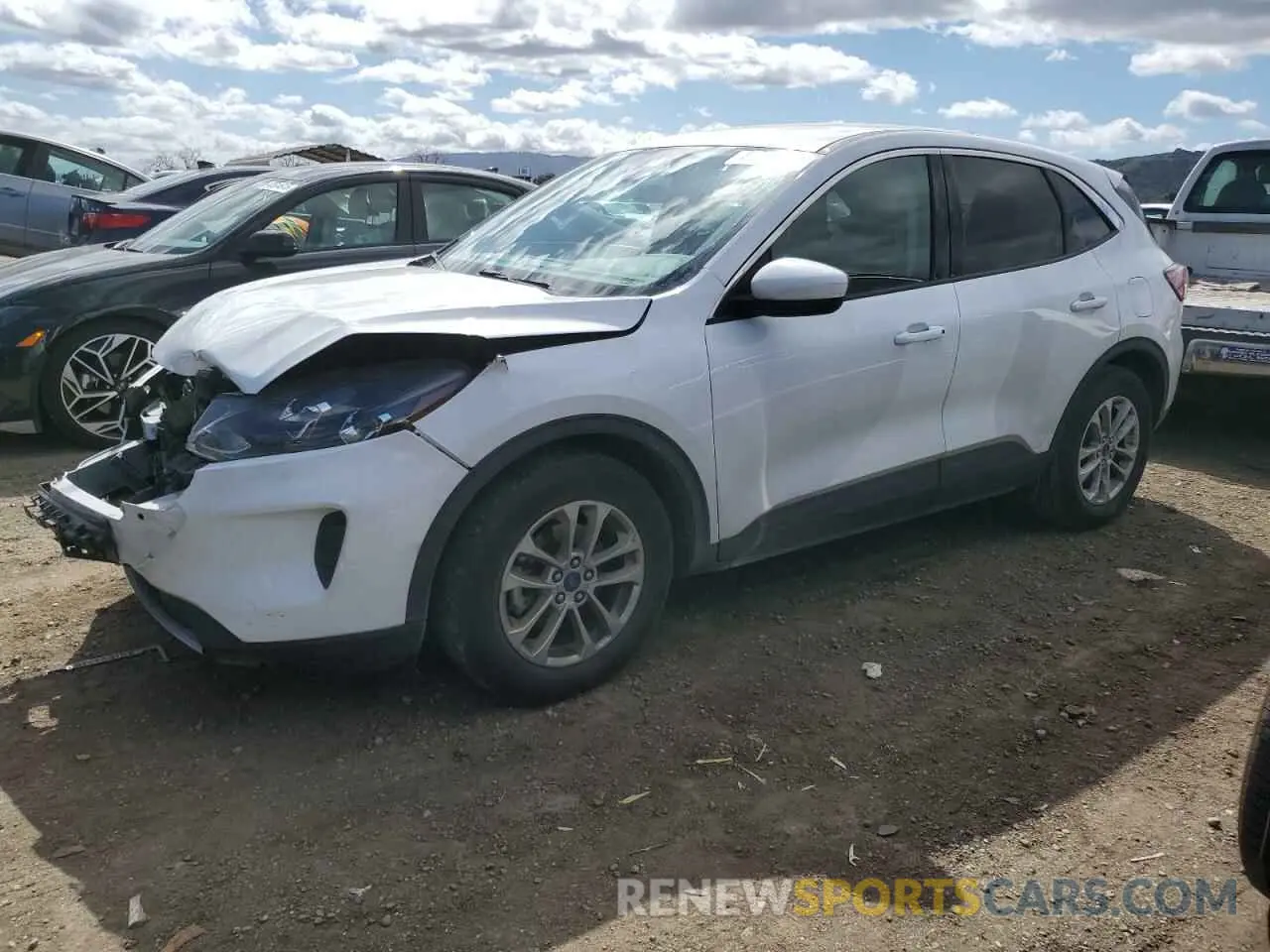 1 Photograph of a damaged car 1FMCU0G60LUB44118 FORD ESCAPE 2020