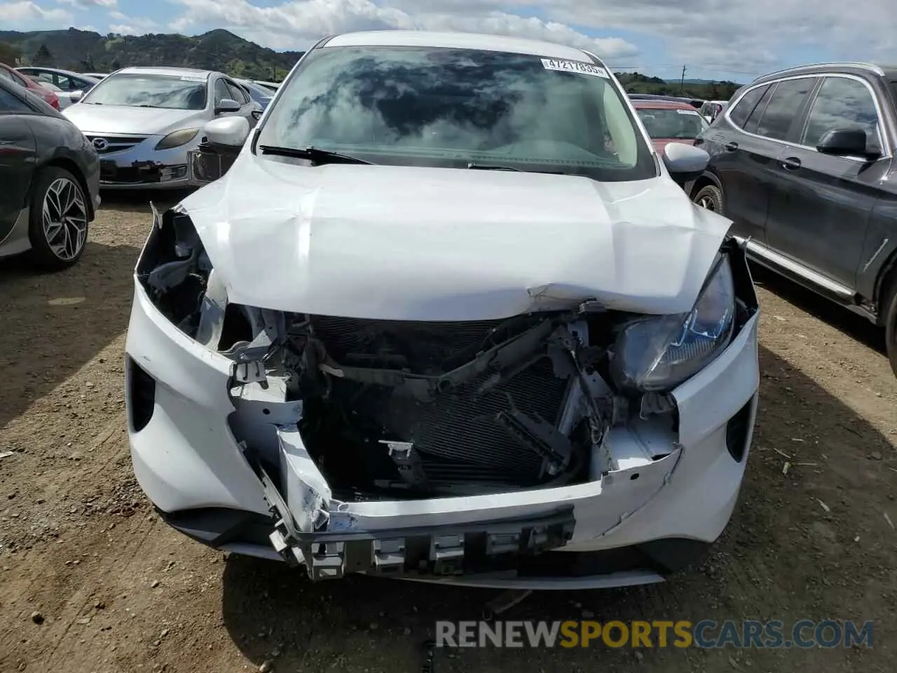 5 Photograph of a damaged car 1FMCU0G60LUB44118 FORD ESCAPE 2020