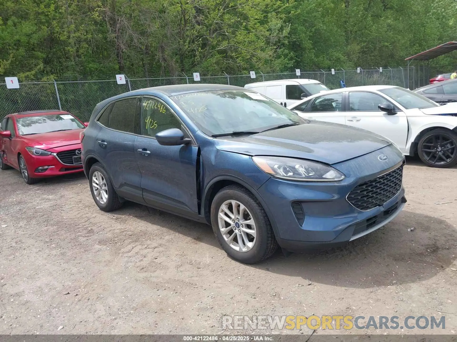 1 Photograph of a damaged car 1FMCU0G60LUC39181 FORD ESCAPE 2020
