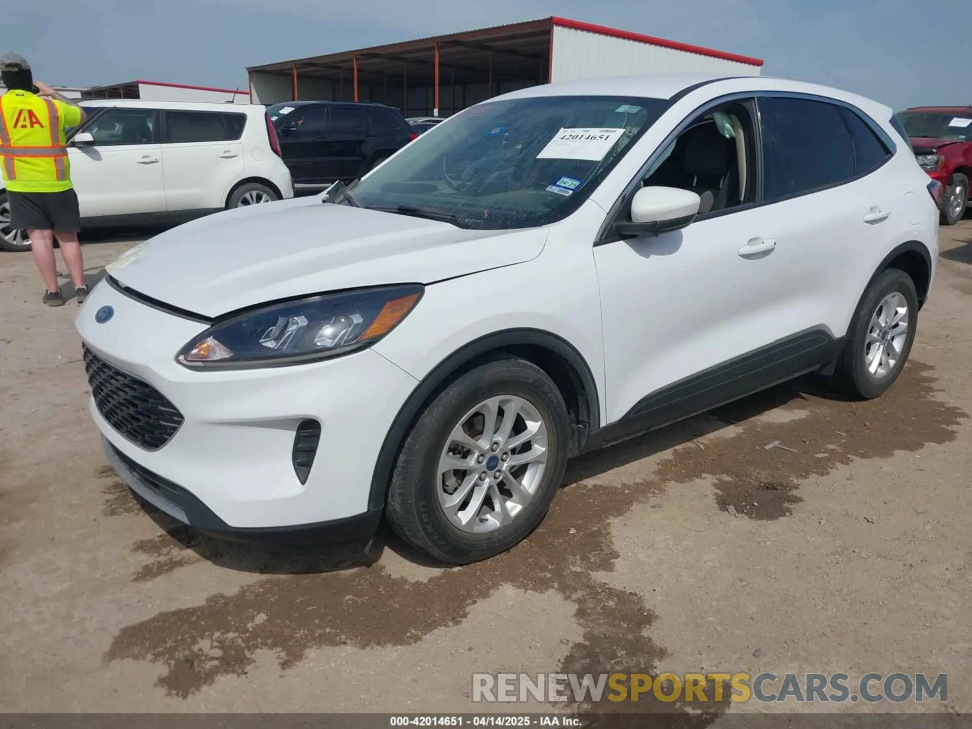 2 Photograph of a damaged car 1FMCU0G60LUC45045 FORD ESCAPE 2020
