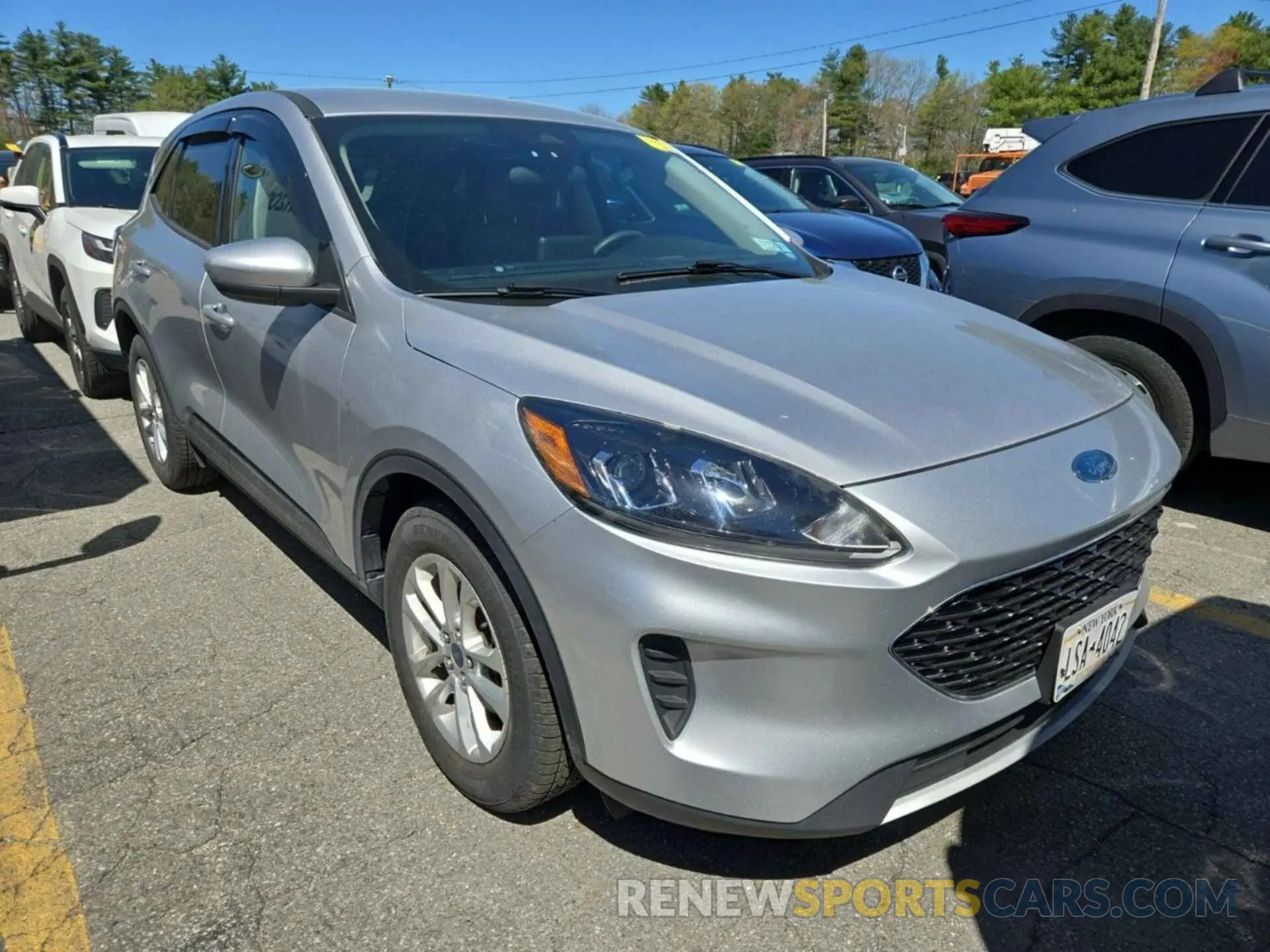 11 Photograph of a damaged car 1FMCU0G61LUA12257 FORD ESCAPE 2020