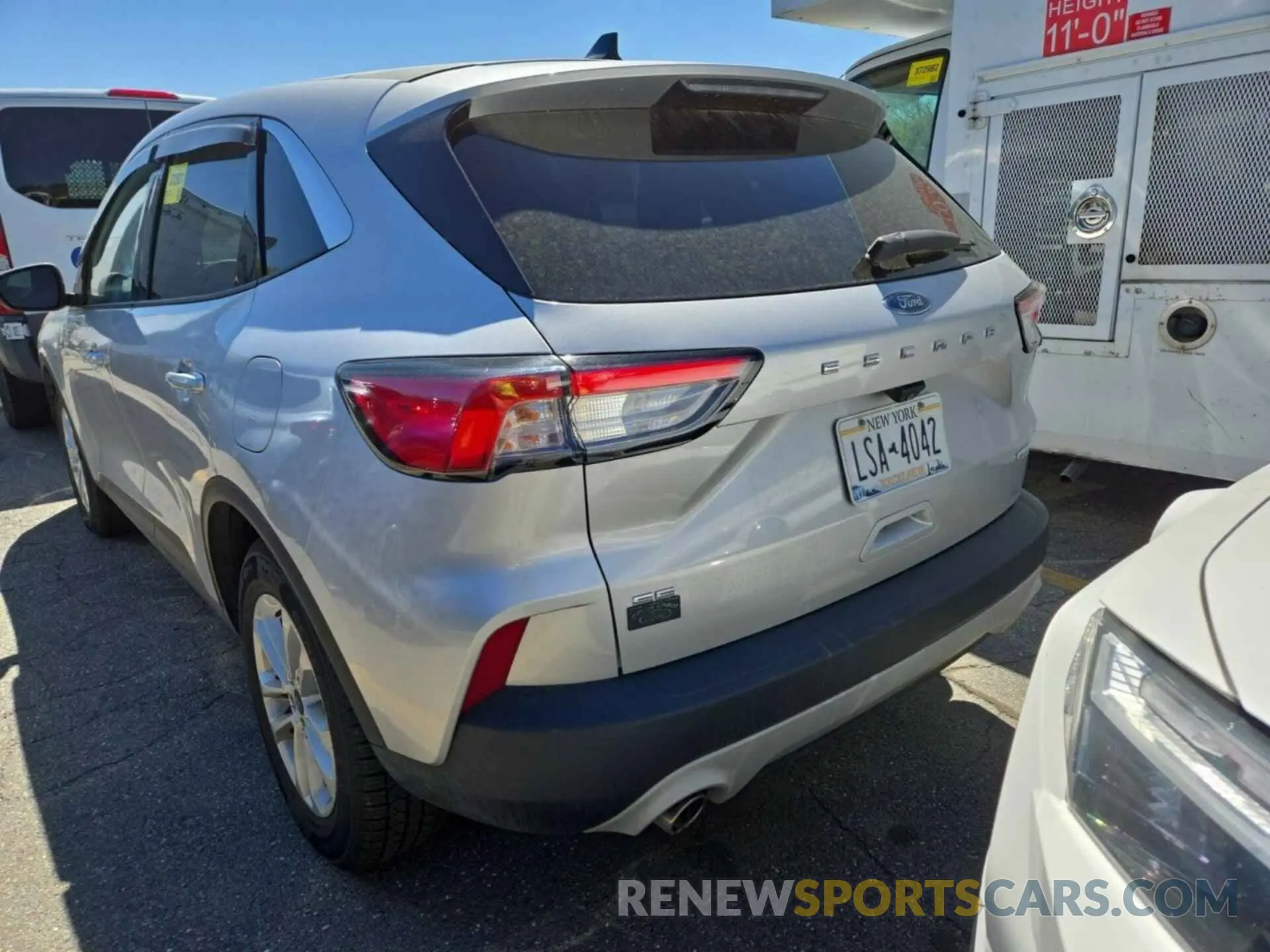 3 Photograph of a damaged car 1FMCU0G61LUA12257 FORD ESCAPE 2020