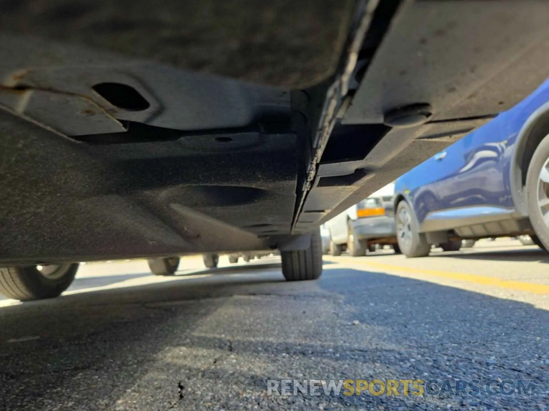 4 Photograph of a damaged car 1FMCU0G61LUA12257 FORD ESCAPE 2020