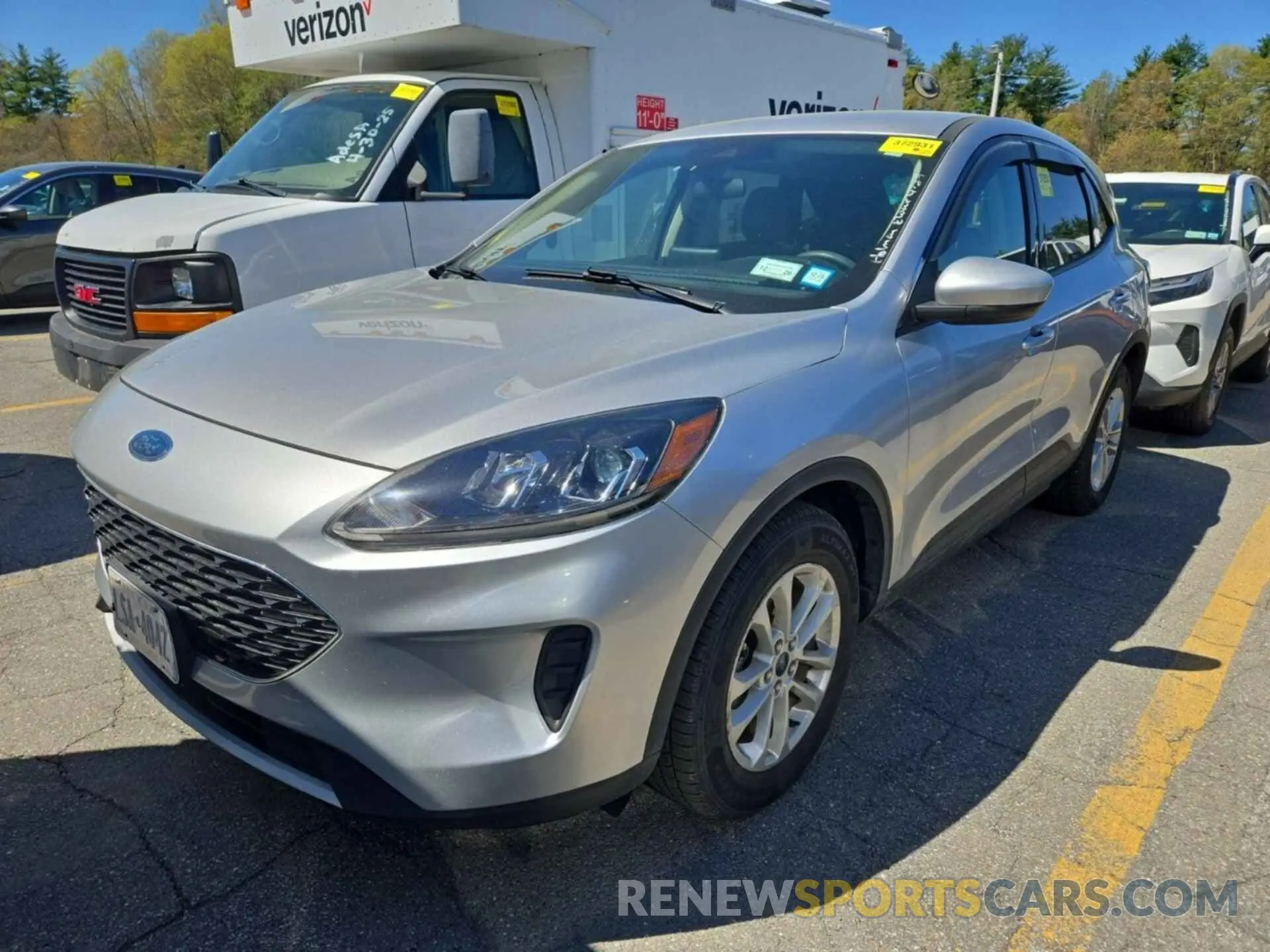 9 Photograph of a damaged car 1FMCU0G61LUA12257 FORD ESCAPE 2020