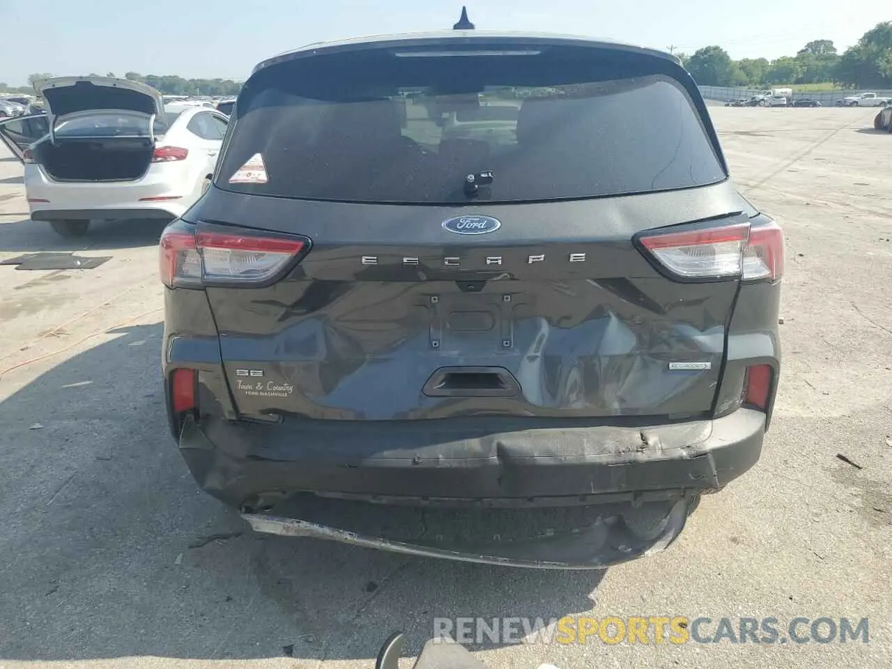 6 Photograph of a damaged car 1FMCU0G61LUA46795 FORD ESCAPE 2020