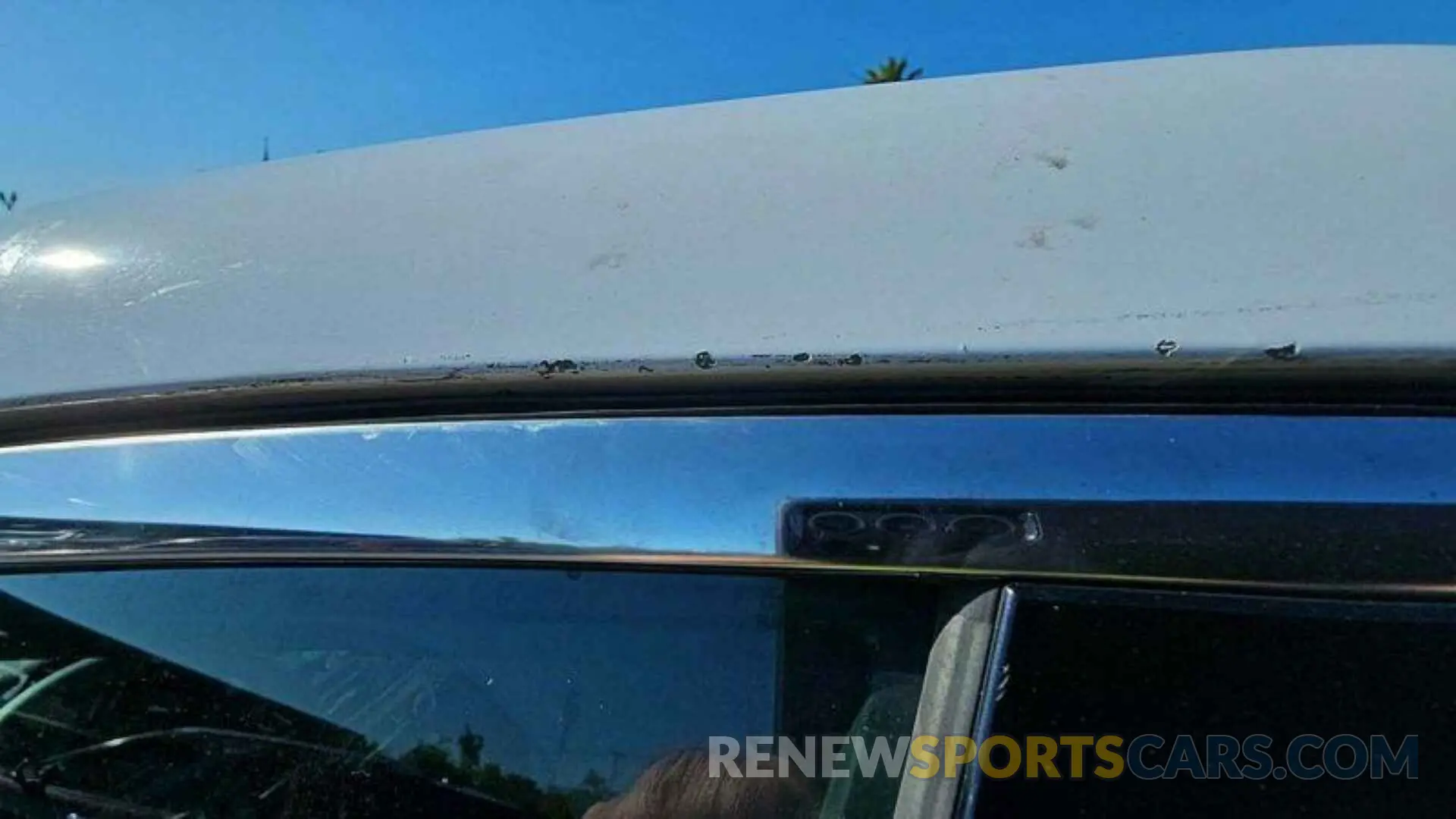 10 Photograph of a damaged car 1FMCU0G61LUA47526 FORD ESCAPE 2020