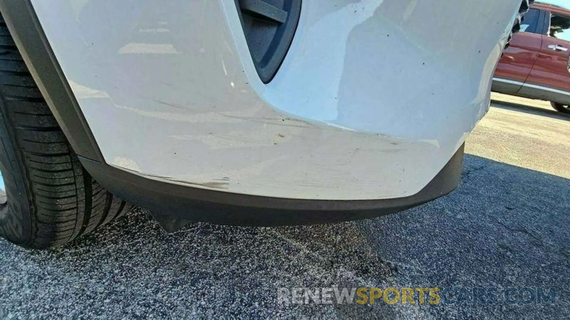 19 Photograph of a damaged car 1FMCU0G61LUA47526 FORD ESCAPE 2020