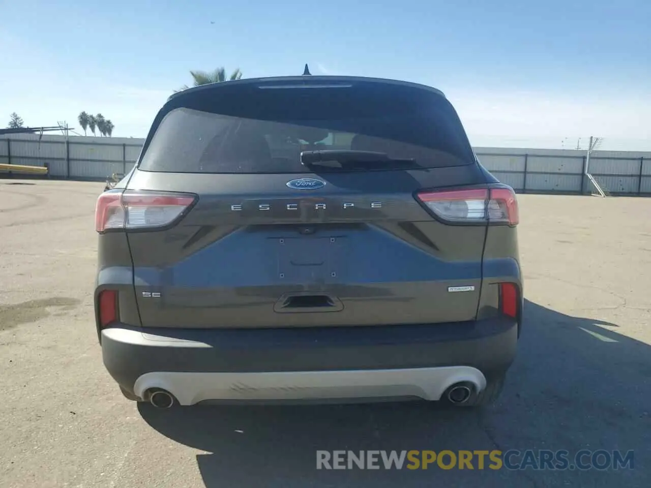 6 Photograph of a damaged car 1FMCU0G61LUA78887 FORD ESCAPE 2020