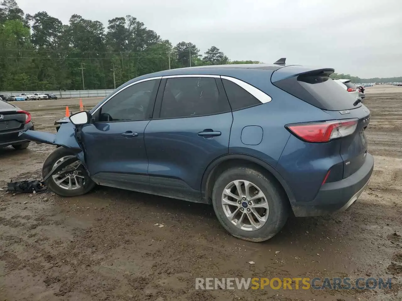 2 Photograph of a damaged car 1FMCU0G61LUB38585 FORD ESCAPE 2020
