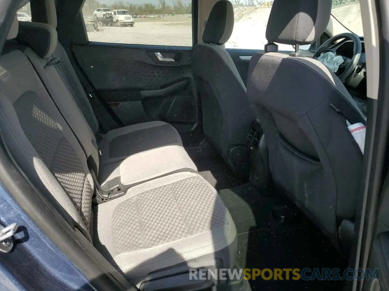 11 Photograph of a damaged car 1FMCU0G61LUB41437 FORD ESCAPE 2020