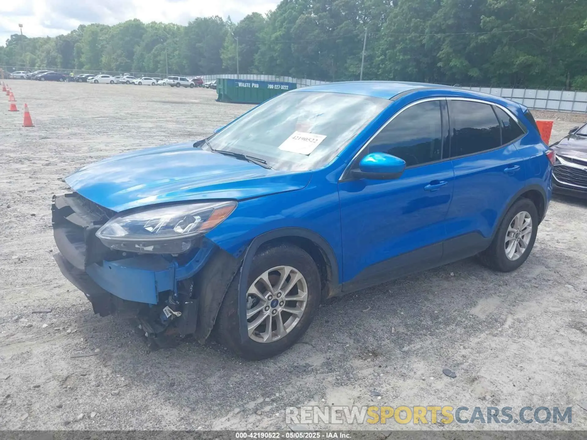 2 Photograph of a damaged car 1FMCU0G61LUB55743 FORD ESCAPE 2020