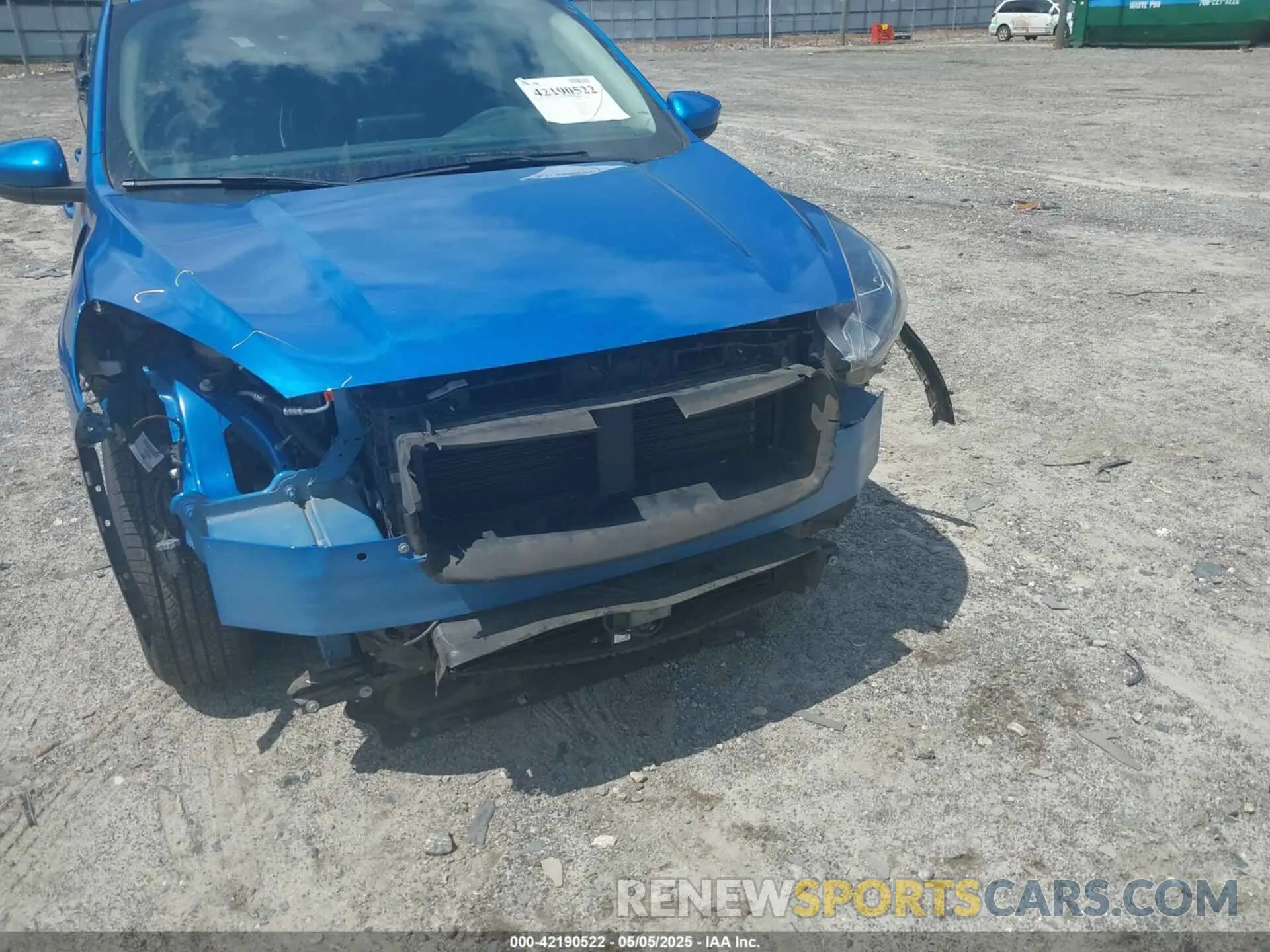 6 Photograph of a damaged car 1FMCU0G61LUB55743 FORD ESCAPE 2020