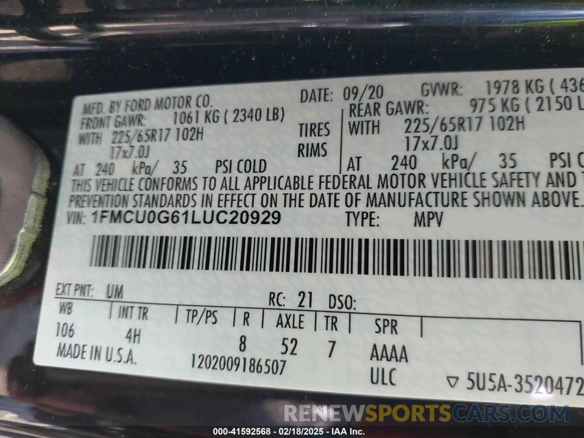 9 Photograph of a damaged car 1FMCU0G61LUC20929 FORD ESCAPE 2020