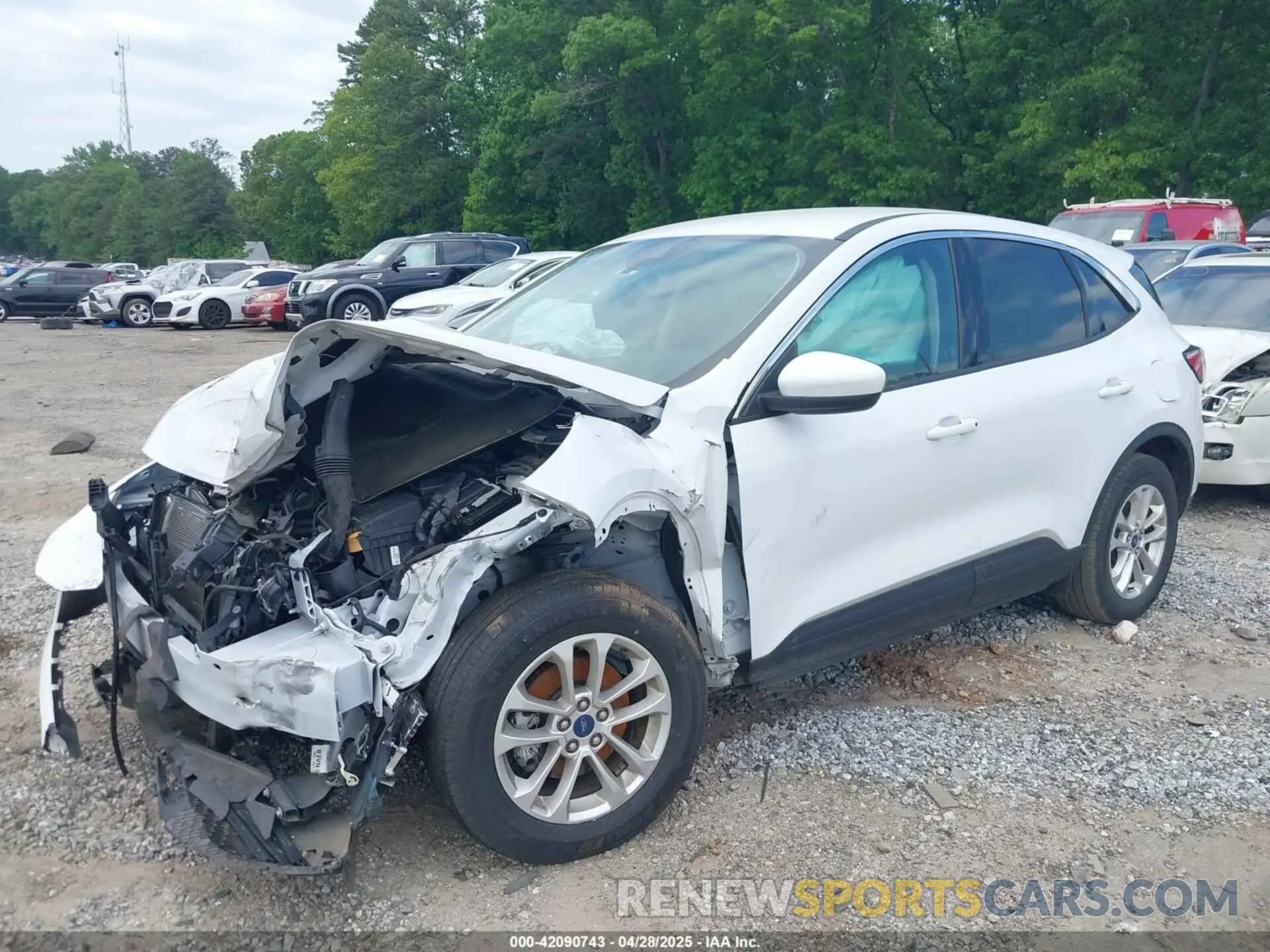 2 Photograph of a damaged car 1FMCU0G61LUC46897 FORD ESCAPE 2020