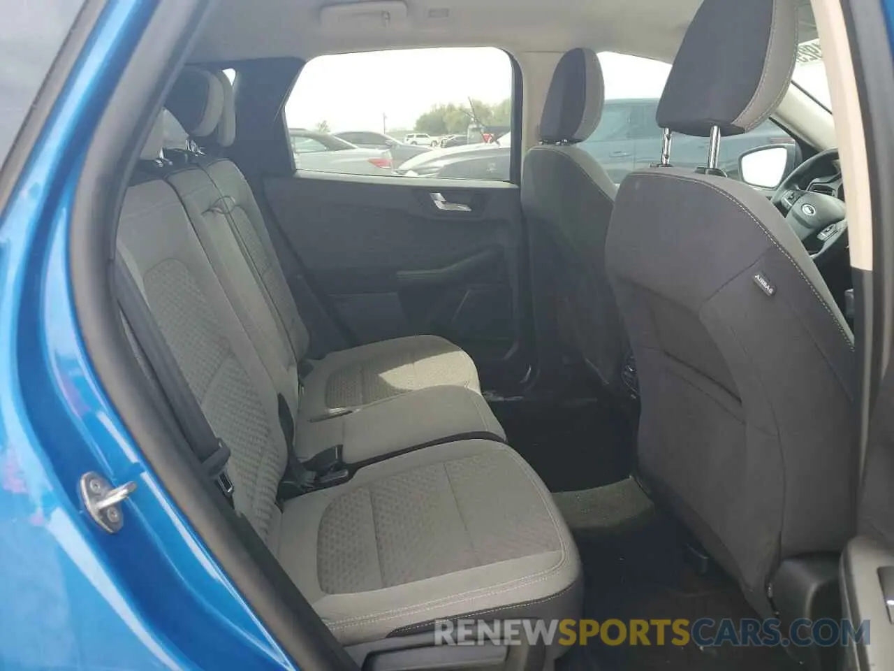 11 Photograph of a damaged car 1FMCU0G62LUB01495 FORD ESCAPE 2020