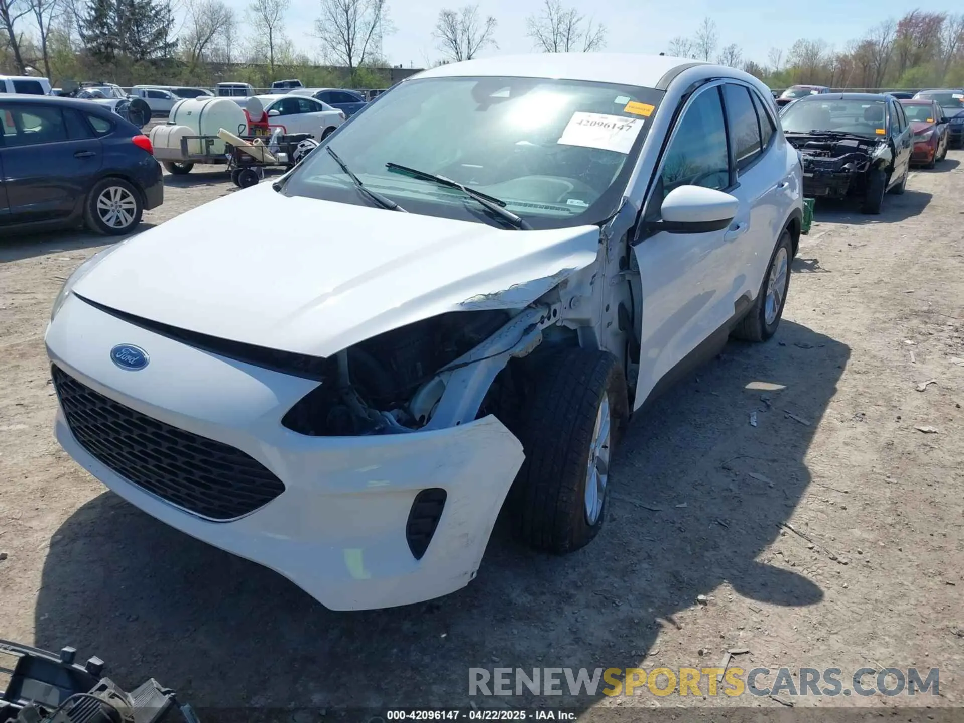 2 Photograph of a damaged car 1FMCU0G62LUB74317 FORD ESCAPE 2020