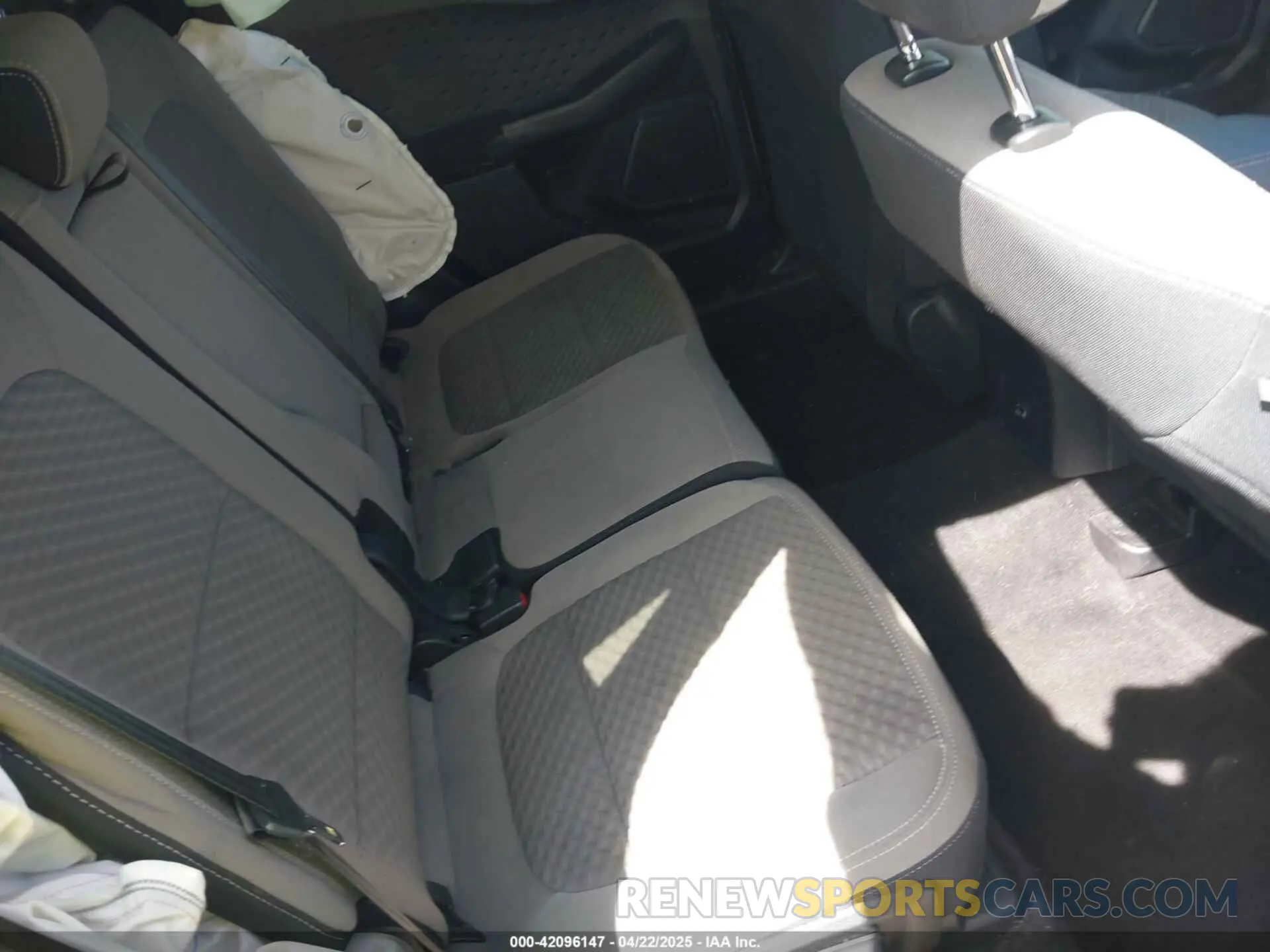 8 Photograph of a damaged car 1FMCU0G62LUB74317 FORD ESCAPE 2020