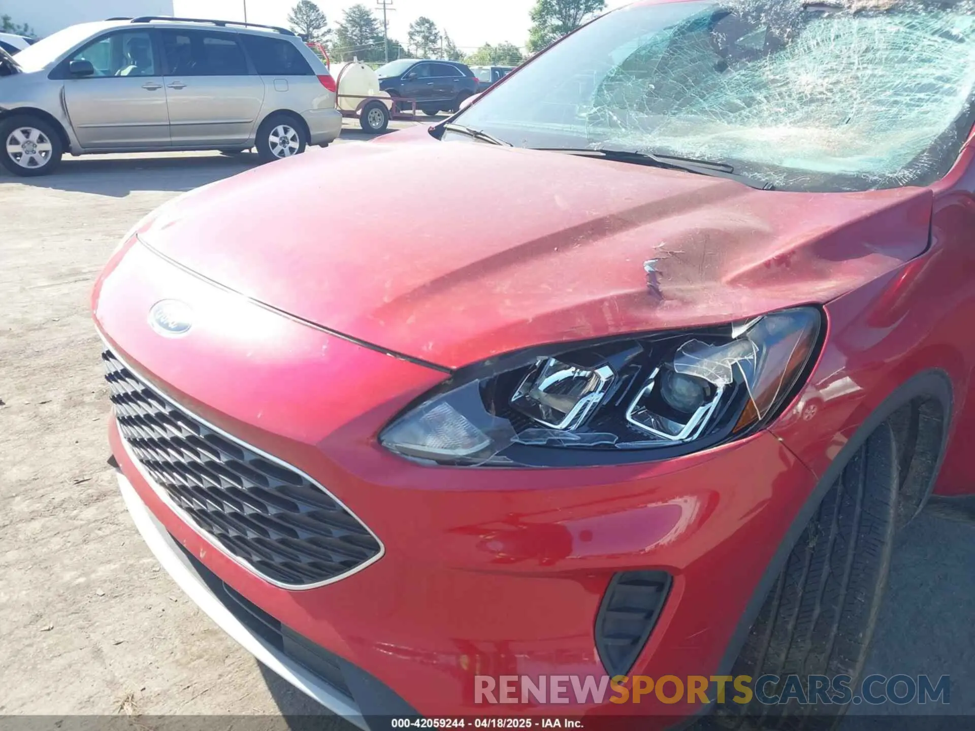 6 Photograph of a damaged car 1FMCU0G62LUB94518 FORD ESCAPE 2020