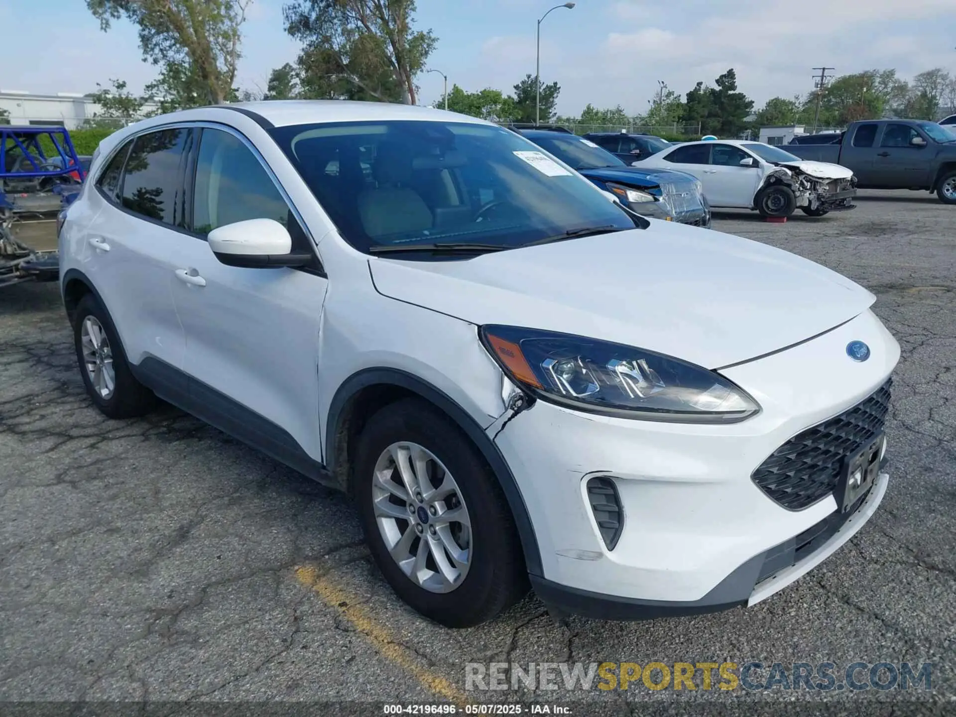 1 Photograph of a damaged car 1FMCU0G62LUC39232 FORD ESCAPE 2020