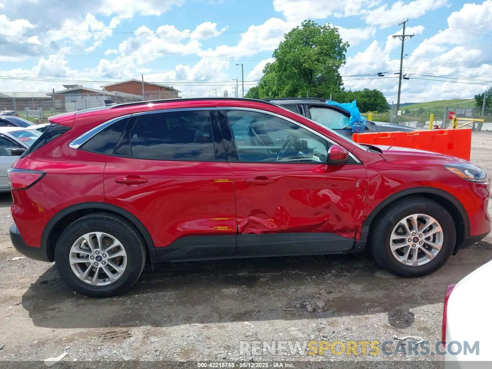 13 Photograph of a damaged car 1FMCU0G63LUC49056 FORD ESCAPE 2020