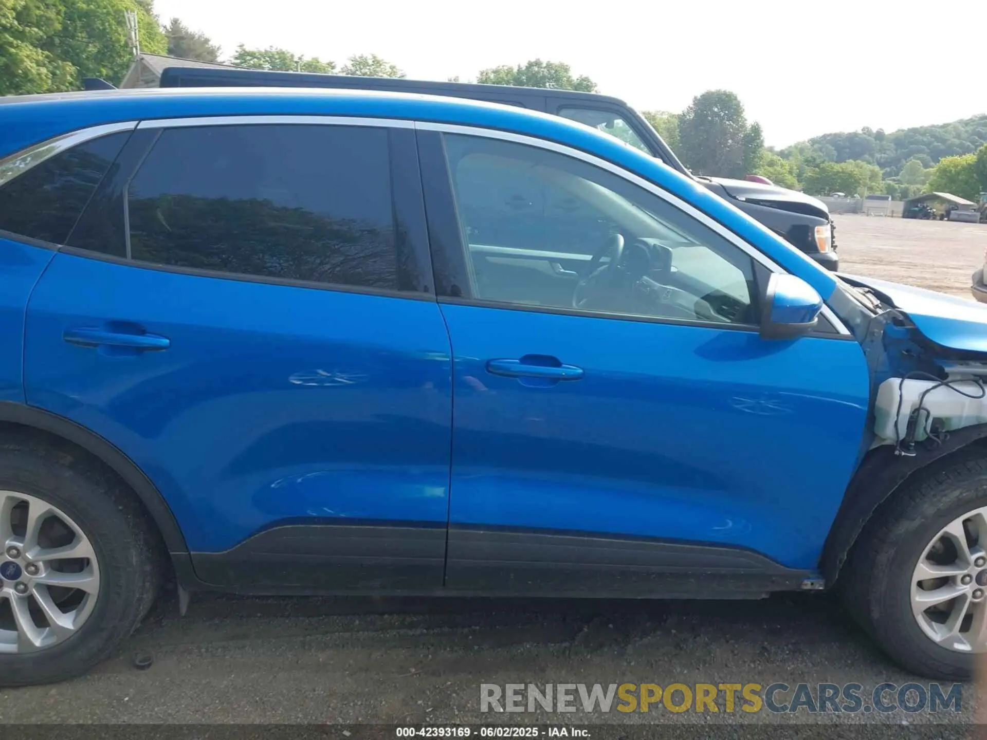 14 Photograph of a damaged car 1FMCU0G63LUC71283 FORD ESCAPE 2020
