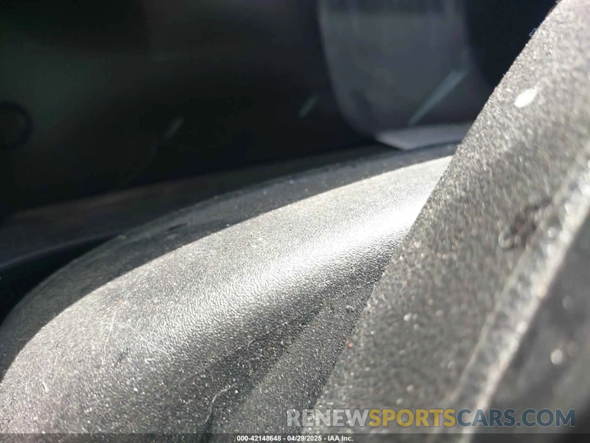 15 Photograph of a damaged car 1FMCU0G64LUA59394 FORD ESCAPE 2020