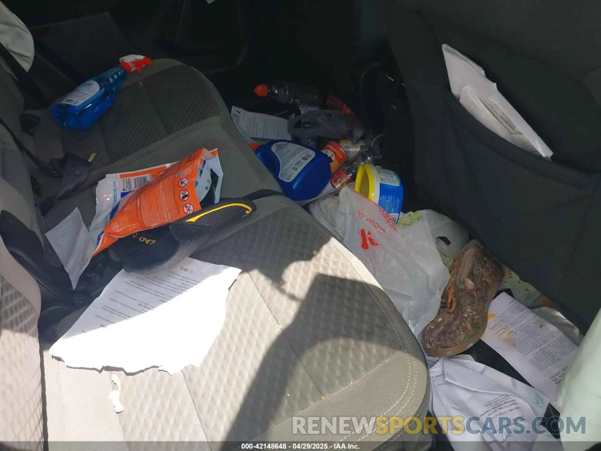 8 Photograph of a damaged car 1FMCU0G64LUA59394 FORD ESCAPE 2020