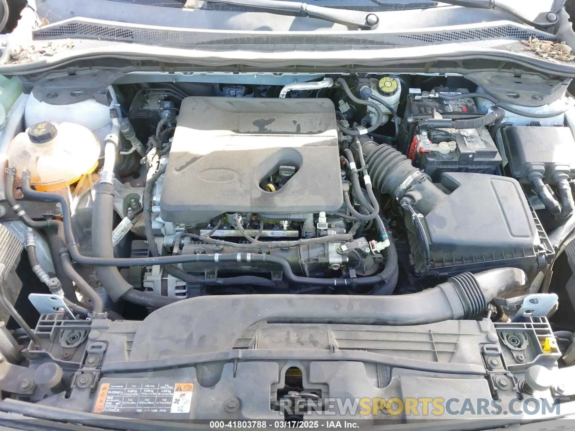 10 Photograph of a damaged car 1FMCU0G64LUA86255 FORD ESCAPE 2020